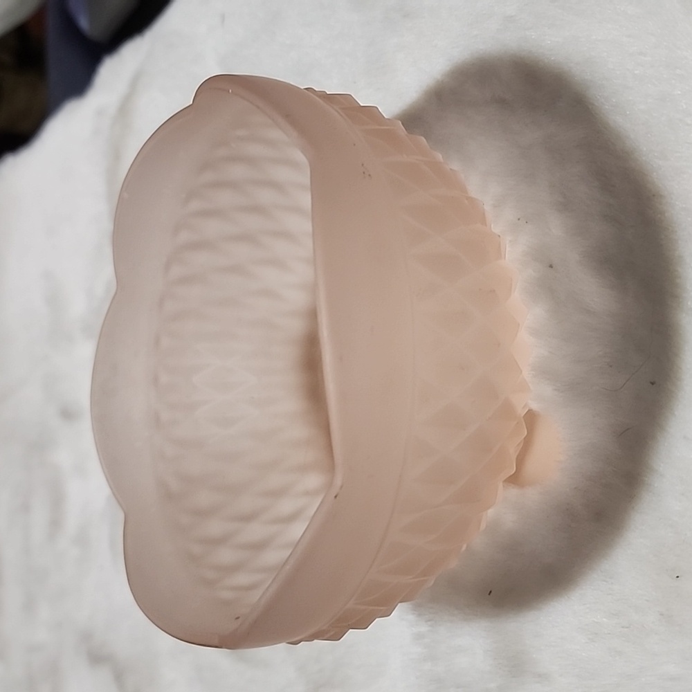 VINTAGE  LIGHT PINK GLASS DISH .3 FEET.